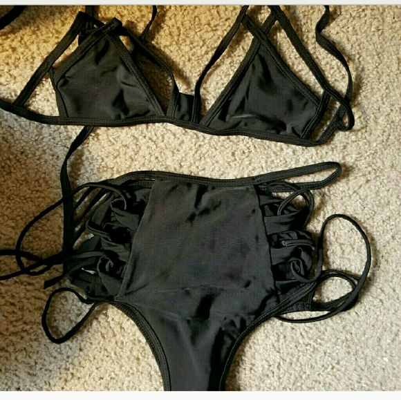 Sexy Cut Out Bikini Women Strappy Bathing Suit Hol - Picture 4 of 4